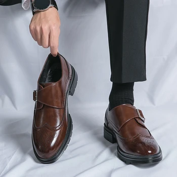 Moška obutev Britanski priložnostne čevlji Brock čevlji poslovni moški formalno Derby čevlje, sponke debelo dno postavil moški čevlji